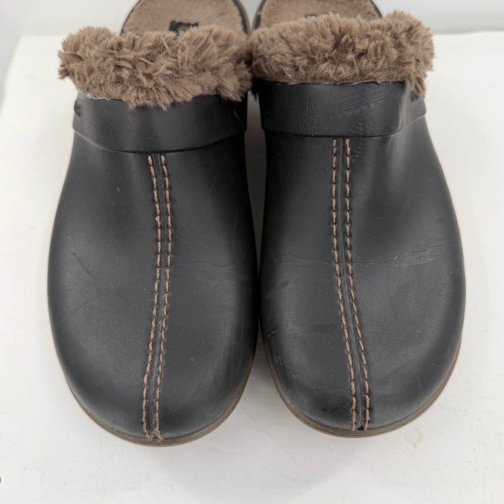Crocs Womens 9 Black Faux Fur Lined Clogs Slip On Comfort Winter Slide Shoes - Picture 3 of 14